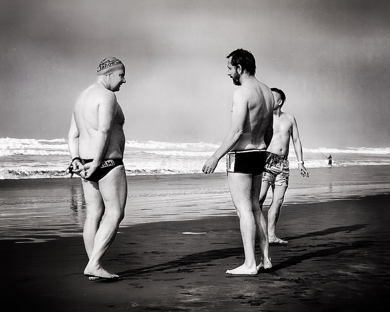 Polar Plunge, Ocean Beach, New Year’s Day, John NIeto, mobile photography, black and white photography